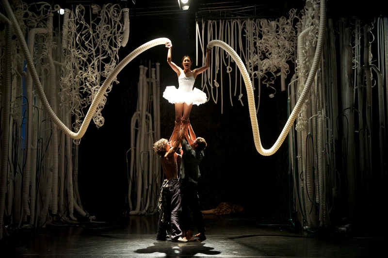 Jasmin Vardimon Company, FREEDOM, Sadler's Wells The Arts Desk